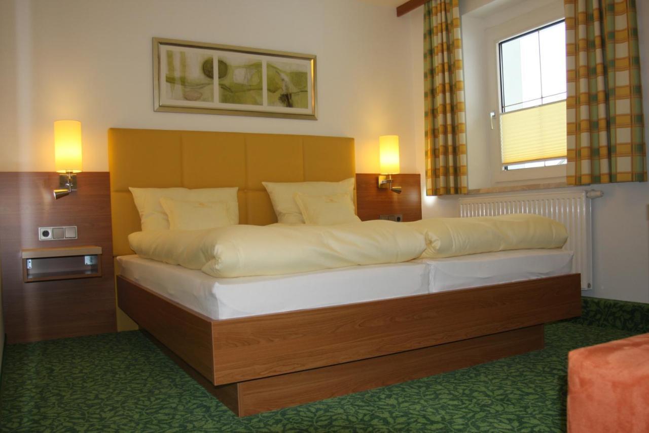 Hotel Sonnenhof Timelkam Buitenkant foto